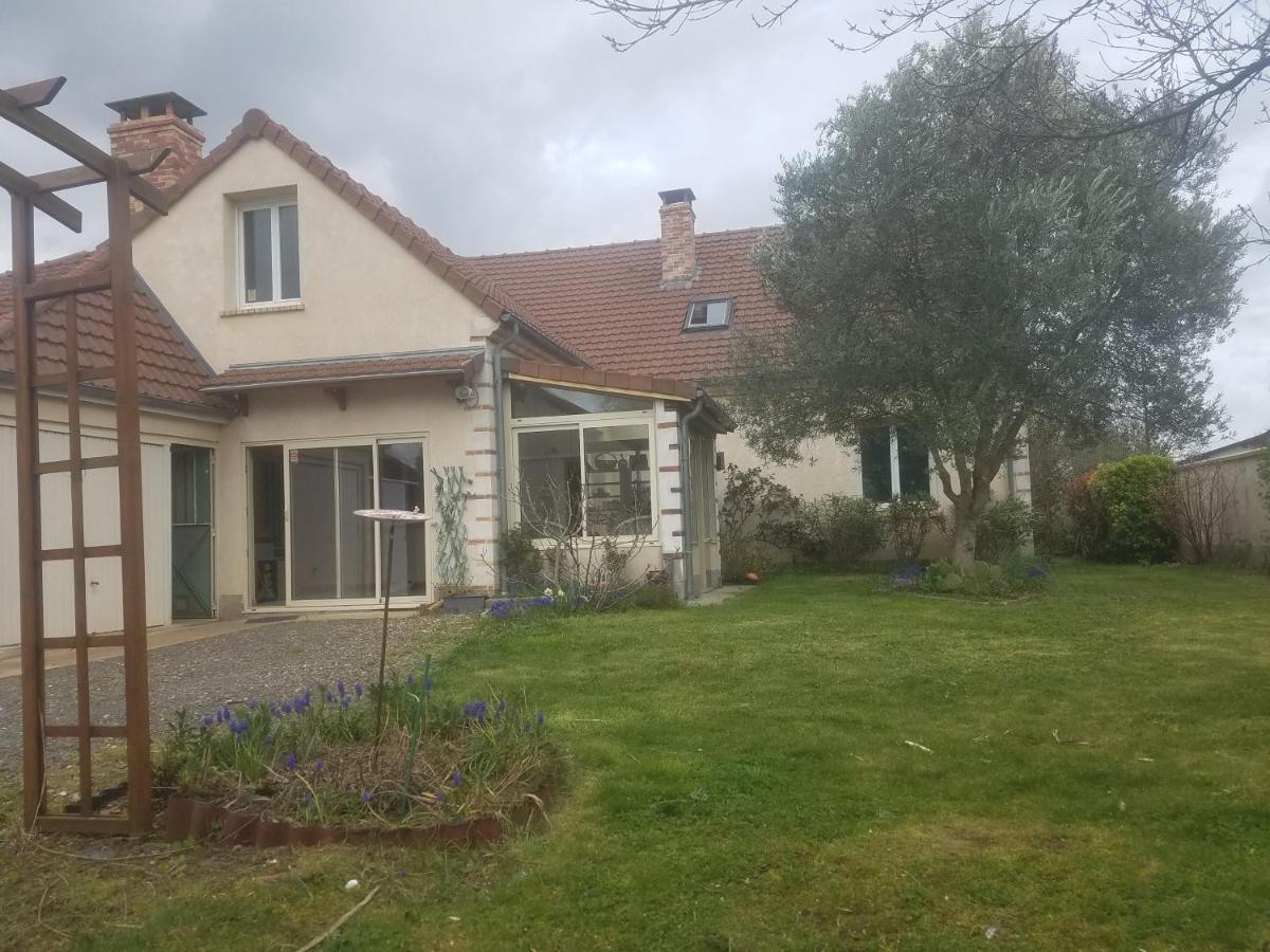 Chez Bea Apartment Saint-Ouen-en-Belin ภายนอก รูปภาพ